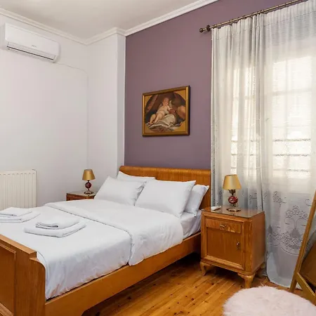Neoclassico No4, Center 2bd Apartament