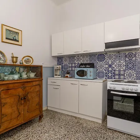 Apartament Neoclassico No4, Center 2bd Salonic