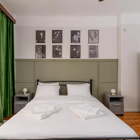 Neoclassico No4, Center 2bd Salonic