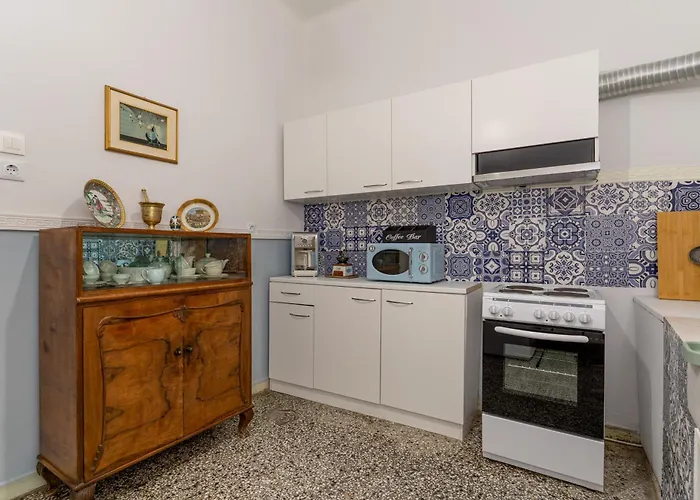 Apartment Neoclassico No4, Center 2bd Thessaloniki